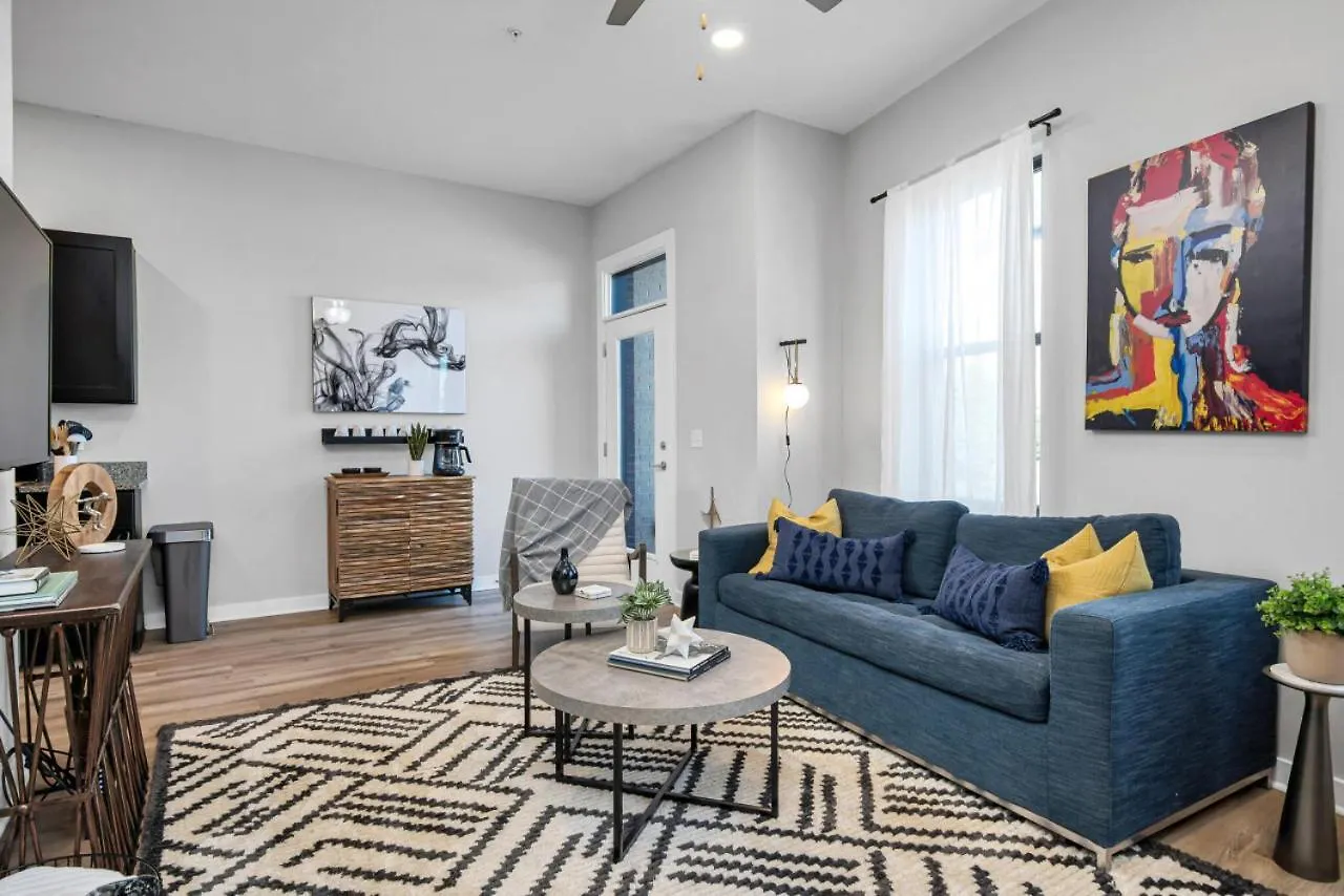 Lovely 2 Bedroom,3 Bed Near Restaurants, Bars, Shopping And Vanderbilt, Belmont Nashville 0*,  USA