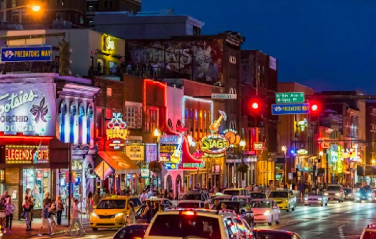 Lovely 2 Bedroom,3 Bed Near Restaurants, Bars, Shopping And Vanderbilt, Belmont Nashville 0*,  USA